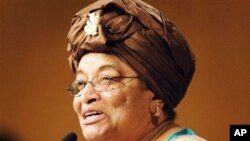 La présidente Sirleaf