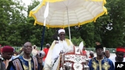  Shehun Borno yayi hawan sallah. 