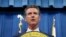 ARCHIVO - El gobernador de California Gavin Newsom en conferencia de prensa, el 23 de julio de 2019. Newsom firmó el miércoles 9 de Octubre una propuesta que permitirá la transferencia de fondos estatales a un fondo para depósitos hipotecarios especiales.