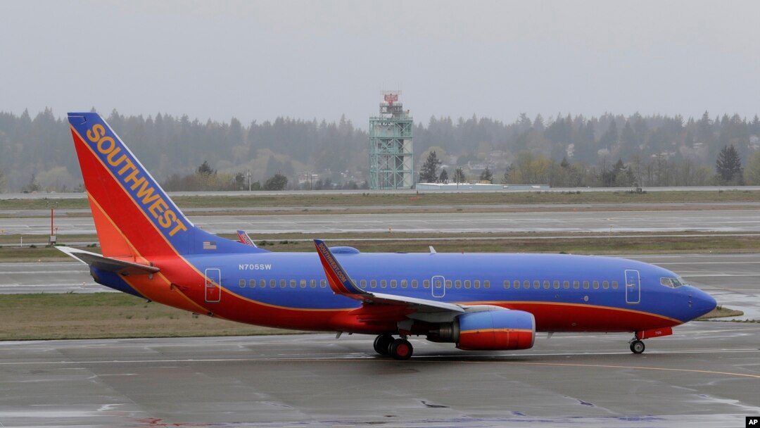 Las reservaciones con Southwest Airlines han disminuido desde el accidente en el que murió una pasajera este mes.