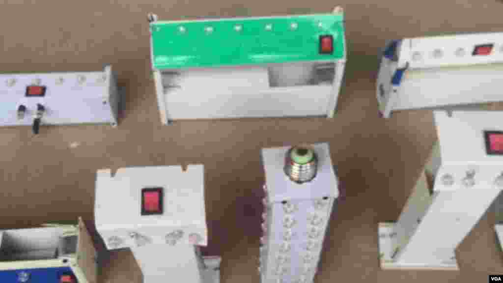 Kayan wuta masu aiki da batir da wani matashi ya kirkira