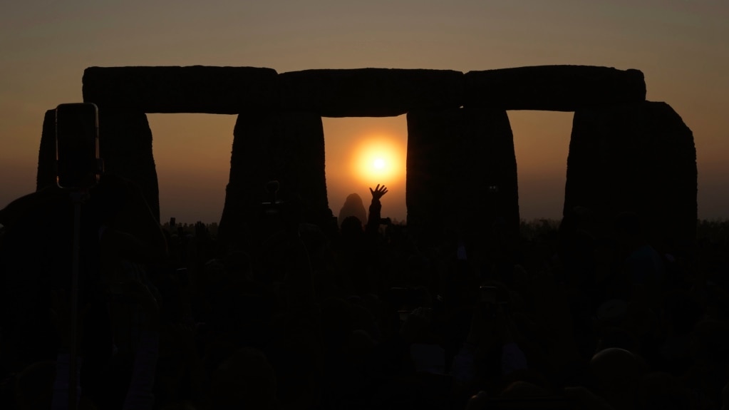 Study: Stonehenge's 'Altar Stone' Came from Far Away Scotland