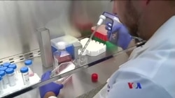 ကင်ဆာပျောက်အောင် ကုနည်းရှာနေ