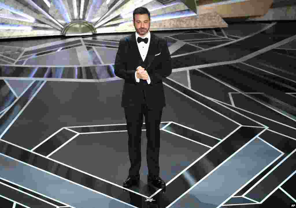 Jimmy Kimmel apresentou o evento mais esperado da Academia das Artes, a 4 de Março , 2018, no Dolby Theatre em Los Angeles. (Photo by Chris Pizzello/Invision/AP)