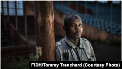 Ibrahima Diallo, photographié au stade national. (Photo: FIDH/Tommy Trenchard)