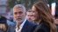 Džordž Kluni i Džulija Roberts na svjetskoj premijeri filma "Karta za raj" u Londonu, u avgustu 2022 (FOTO: Scott Garfitt/Invision/AP)
