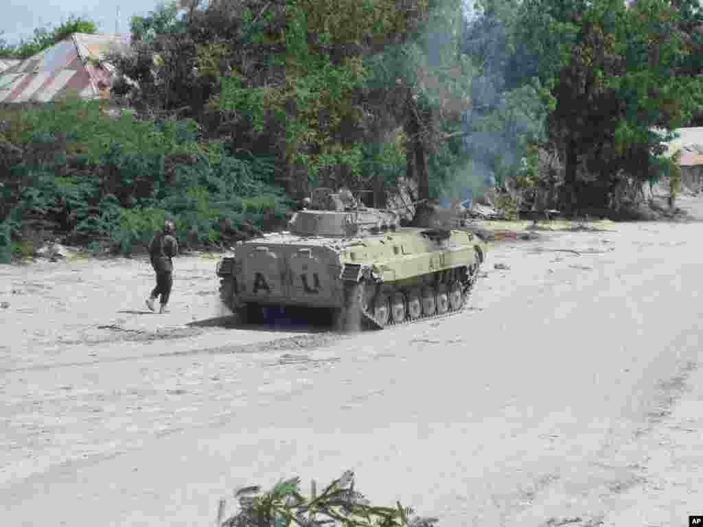 Taangi AMISOM ah oo ku sugan degmada Wardhiigley