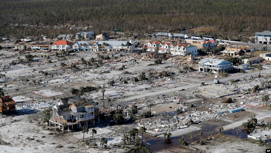 Kawasan terdampak badai Michael di Mexico Beach, Florida, 12 Oktober 2018. 