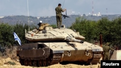 تانک ارتش اسرائیل در نزدیکی مرز با لبنان. ۲۴ مهر.
