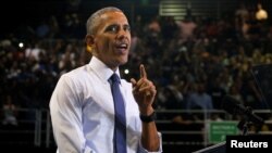 Perezida Obama yamamaza Hillary Clinton muri reta ya Florida