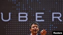 Le PDG d'Uber Travis Kalanick parle aux étudiants du Indian Institute of Technology (IIT) à Mumbai, en Inde, le 19 janvier 2016. 