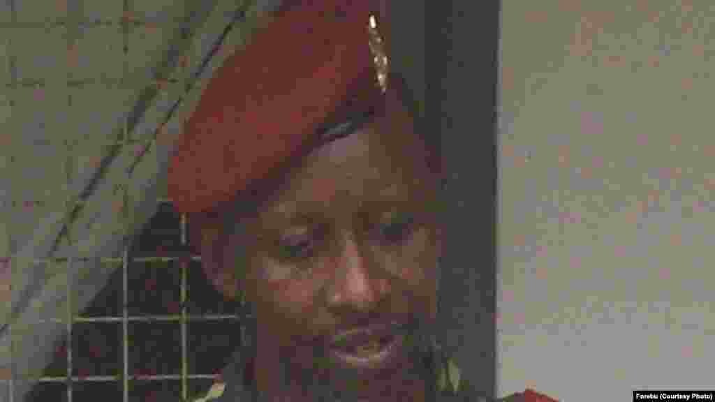 Le lieutenant-colonel Edouard Nshimirimana, ancien officier supérieur de l'armée burundaise a proclamé la naissance officielle d'une rébellion, les "Forces républicaines du Burundi". Photo FOREBU