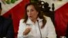 La presidenta de Perú dice que las preguntas sobre su presunta cirugía plástica son "tendenciosas"