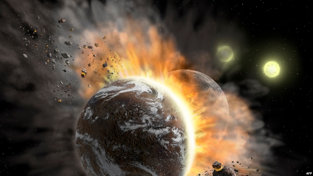 This undated NASA image obtained January 28, 2020 shows an artist’s concept illustration of a catastrophic collision between two rocky exoplanets in the planetary system BD +20 307, turning both into dusty debris. - (Photo by Lynette Cook / NASA / AFP) 