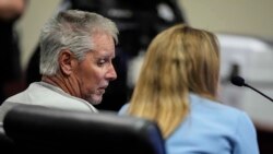 Autoridades de justicia de EEUU, imputan a padre e hijo por tiroteo en escuela de Atlanta.