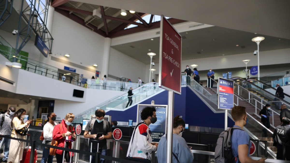 2 Juta Orang Melalui Bandara AS, Tanda Industri Perjalanan Membaik - Vimarsana News