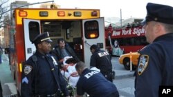 Tibetan-American Dorjee Gyalpo was forced by police to seek medical care late Monday after he was unable to stand up on the 27th day of his hunger strike. Photo: Tibetan Youth Congress