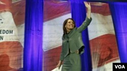 La representante por Minnesota, Michele Bachmann, recibió una muy buena evaluación tras el primer gran debate republicano.