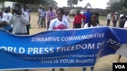 Journalists marking press freedom in Zimbabwe. (Photo: Irwin Chifera)
