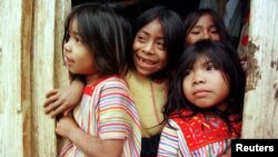 El número de niños que tratan de cruzar la frontera entre EE.UU. y México sin compañía aumentó un 90% respecto al año pasado.