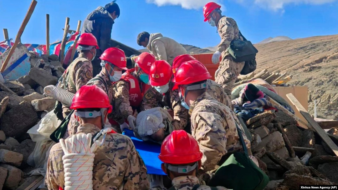 First responders perform rescue work after an earthquake at a village in Changsuo Township of Dingri County in Xigaze, southwest China's Tibet Autonomous Region, Jan. 7, 2025.