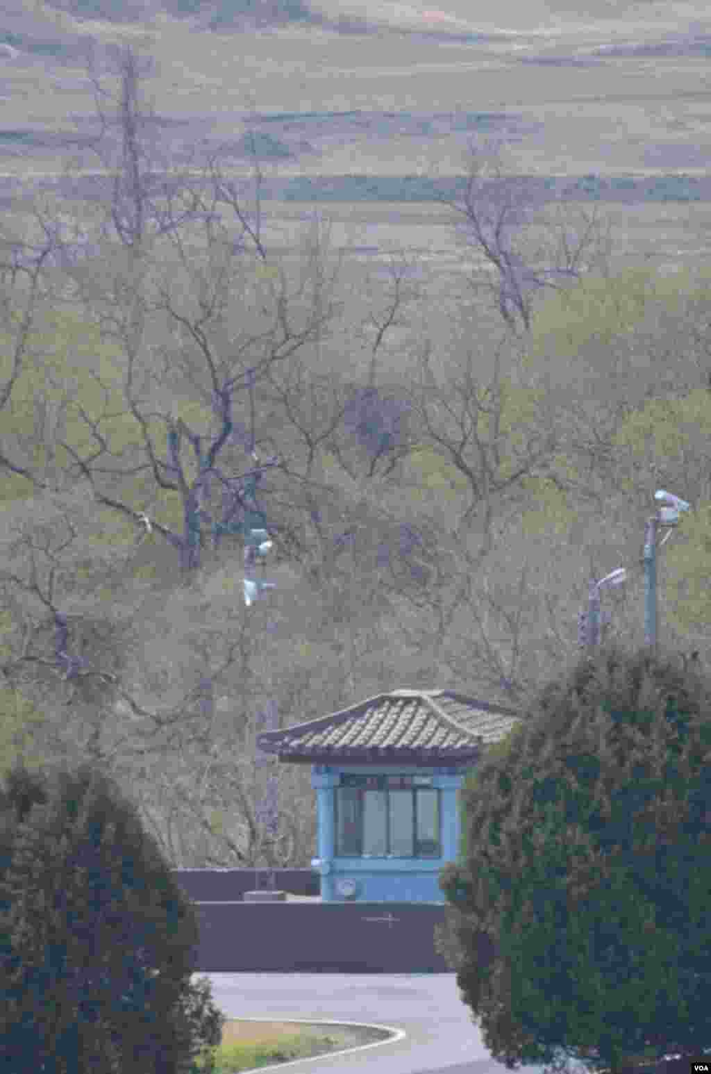 Command Post 2 -- known as the loneliest observation post in the world, Korean DMZ, April 17, 2013. (VOA/S. Herman)