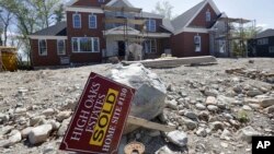 Los precios de las casas nuevas en EE.UU. ha aumentado a su nivel más alto en 32 meses.