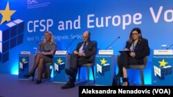 Učesnici konferencije “Zajednička spoljna i bezbednosna politika i evropski izbori 2019”, Foto: VOA