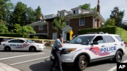 El crimen se produjo el pasado 14 de mayo y la residencia de las v´ctimas quedó consumida por las llamas en un suburbio al noreste de Washington, DC. 