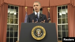 El presidente Barack Obama habla desde la Oficina Oval de la Casa Blanca.