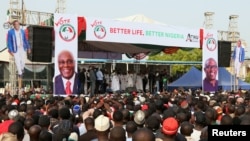 Supporters of the People's Democratic Party (PDP) attend a campaign rally in Lafia, Nigeria January 10, 2019. Picture taken January 10, 2019. 