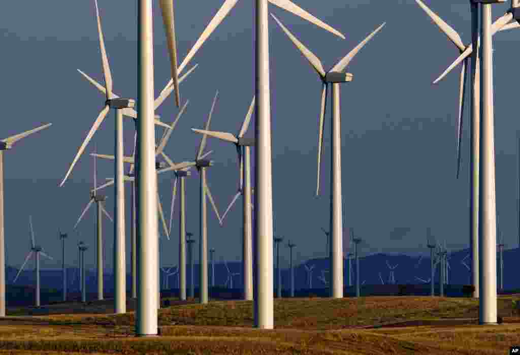 美国怀俄明州的风力发电厂