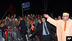 Mohammed VI à Laayoune, Sahara occidental, le 6 novembre 2015. (Palais royal du Maroc via AP)
