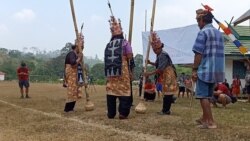 Masyarakat Adat Laman Kinipan dalam sebuah Festival Laman Dayak Tomun Kinipan 2019. Foto : Aliansi Masyarakat Adat Nusantara (AMAN)