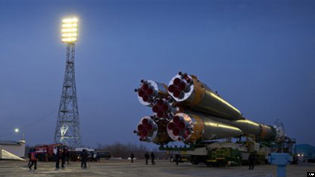 Hỏa tiễn Soyuz TMA-20 tại bệ phóng ở Baikonur, Kazakhstan, 13/12/2010