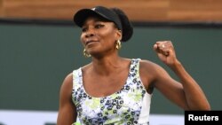 Reaksi Venus Williams saat memenangi laga perempat final di BNP Paribas Terbuka melawan Carla Suarez Navarro, di Indian Wells Tennis Garden, 15 Maret 2018. (Foto:Jayne Kamin-Oncea-USA TODAY Sports via Reuters).