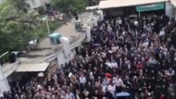 Protesters Flock to May Day Rally in Iran