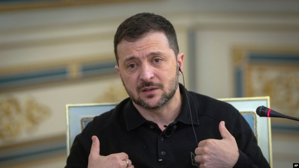 Zelenski, pritshmëri për bisedime “intensive” me Presidentin Trump për t’i dhënë fund luftës