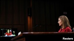 La Comisión de Asuntos Jurídicos del Senado inició el martes 13 de octubre de 2020 el primero de los dos días de preguntas a la jueza Amy Coney Barrett, nominada a la Corte Suprema. 