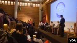 Members of the Somali community and experts in public health discussed the importance of vaccinations at the University of Minnesota’s Humphrey School of Public Affairs, July 8, 2017. 