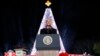 Обама зажег огни национальной рождественской ели