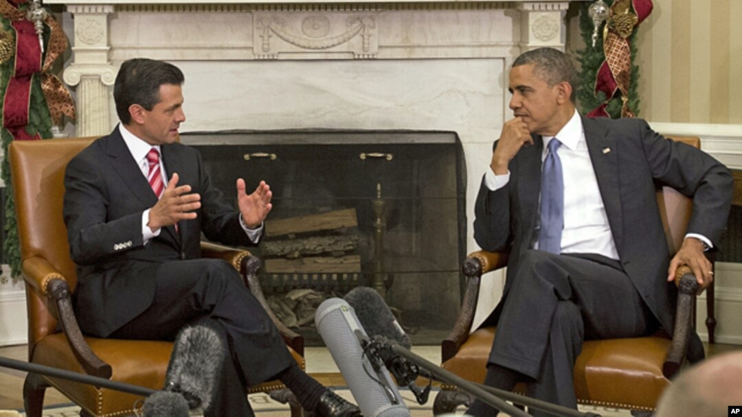 El presidente electo de México, Enrique Peña Nieto, conversa en la Casa Blanca con su homólogo estadounidense Barack Obama. Las expectativas de una nueva relación a partir de esta visita son grandes en México.