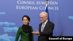 Daw San Suu Kyi and EU Council President Mr. Merman van Rompuy