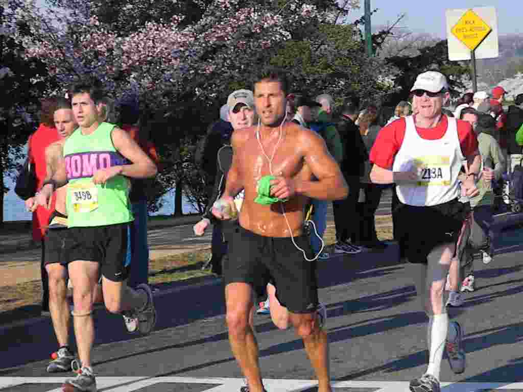 Corriendo las 10 millas del Festival de los Cerezos