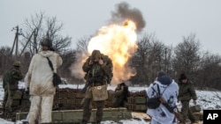 Проросійські сепаратисти обстрілюють позиції українських військ у районі села Санжарівка
