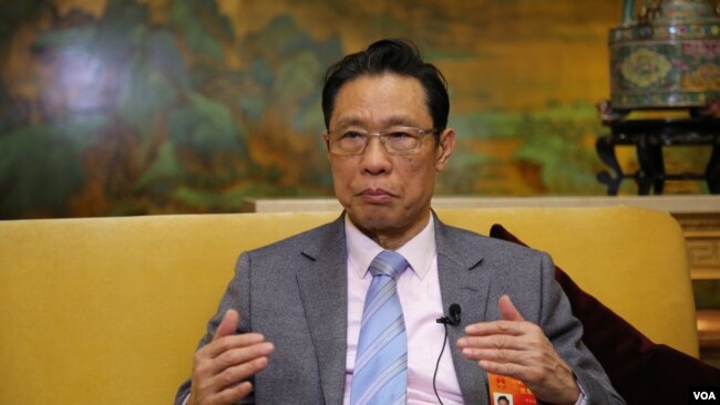 资料照:国家卫健委高级别专家组组长、国家呼吸系统疾病临床医学研究中心主任钟南山