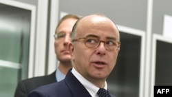 Menteri Dalam Negeri Perancis, Bernard Cazeneuve (Foto: dok).