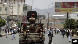 也門軍隊射殺無辜平民。