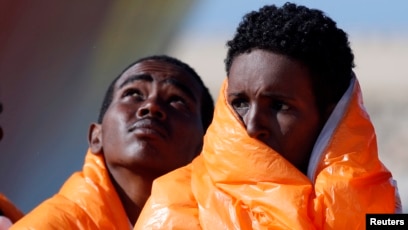 migrants surge from sub saharan africa into italy
