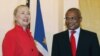 Visita de Clinton beneficiou imagem de Cabo Verde - Analista